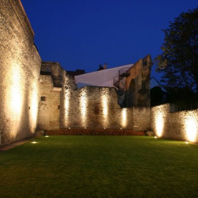 Kaiserpfalz Ingelheim Aula Regia bei Nacht der Kunst 2010